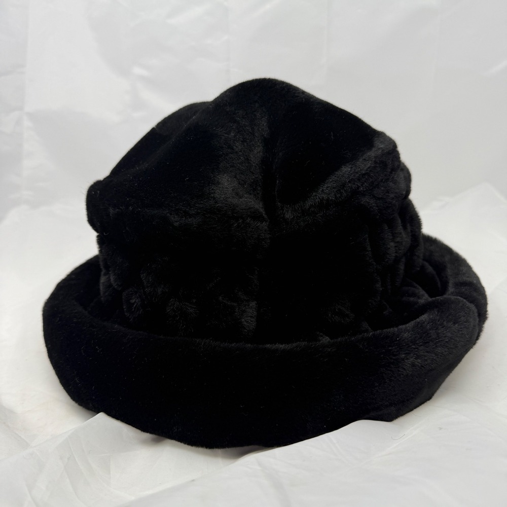 Preston & York Black Faux Fur Cloche Hat Made in Canada Winter Bucket Hat Plush